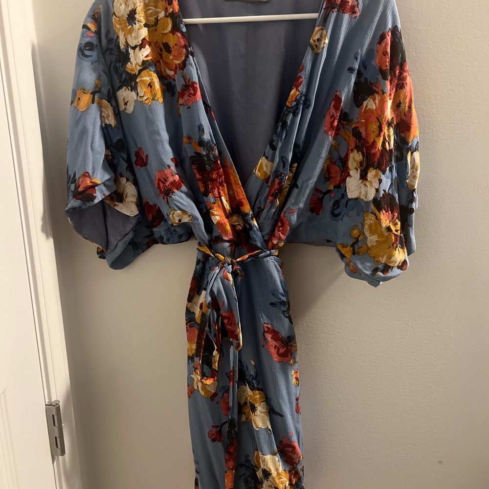 Addie Floral Wrap Dress size M